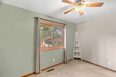 202 Robert Street, Mahtomedi, MN 55115 - Photo 23
