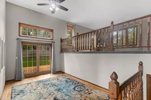 202 Robert St, Mahtomedi, MN 55115 - Photo 7