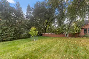 202 Robert St, Mahtomedi, MN 55115 - Photo 41