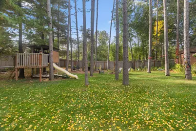 202 Robert Street, Mahtomedi, MN 55115 - Photo 33