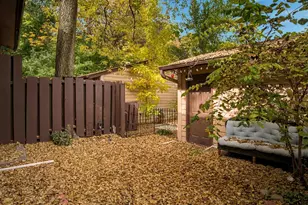 306 W Eagle Lake Dr, Maple Grove, MN 55369 - Photo 5