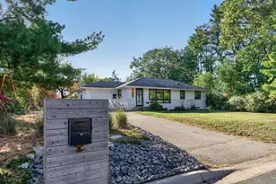 9812 Dellridge Rd, Bloomington, MN 55425 - Photo 1