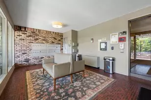 205 Barry Ave S, Wayzata, MN 55391 - Photo 27