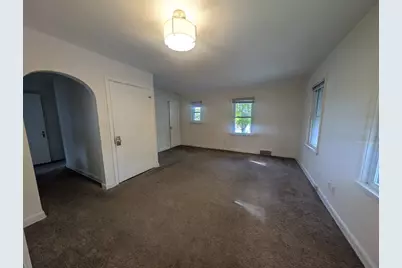 1049 Gorman Avenue, West Saint Paul, MN 55118 - Photo 11