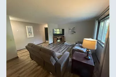 1100 Columbine Drive, Marshall, MN 56258 - Photo 7