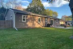 1100 Columbine Dr, Marshall, MN 56258 - Photo 23