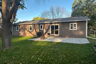 1100 Columbine Dr, Marshall, MN 56258 - Photo 19