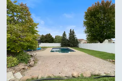 13434 Oakwood Drive, Rogers, MN 55374 - Photo 3