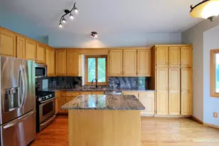 13434 Oakwood Dr, Rogers, MN 55374 - Photo 7