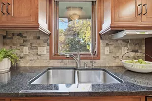 4664 Hillsboro Ave N, New Hope, MN 55428 - Photo 9