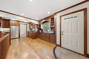 4664 Hillsboro Ave N, New Hope, MN 55428 - Photo 5