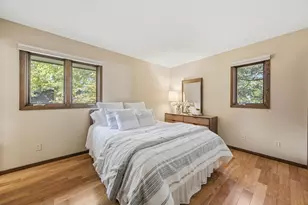 4664 Hillsboro Ave N, New Hope, MN 55428 - Photo 23