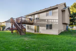 38465 Coventry Dr, North Branch, MN 55056 - Photo 15