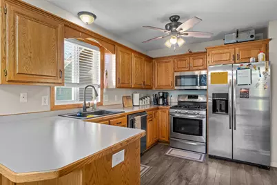 38465 Coventry Drive, North Branch, MN 55056 - Photo 7