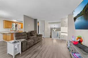 38465 Coventry Dr, North Branch, MN 55056 - Photo 3