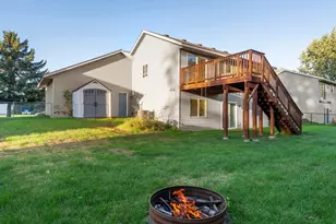38465 Coventry Dr, North Branch, MN 55056 - Photo 15