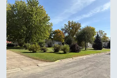 204 E Hibbard Avenue, Belview, MN 56214 - Photo 13