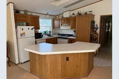 204 E Hibbard Avenue, Belview, MN 56214 - Photo 3
