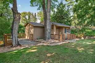 12760 Roberts Dr, Eden Prairie, MN 55346 - Photo 41