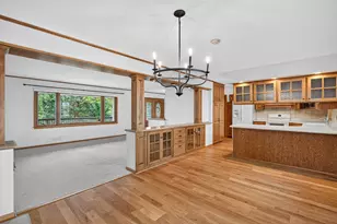 12760 Roberts Dr, Eden Prairie, MN 55346 - Photo 11