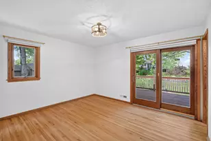 12760 Roberts Dr, Eden Prairie, MN 55346 - Photo 19