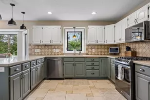 8860 Everest Ln N, Maple Grove, MN 55311 - Photo 13