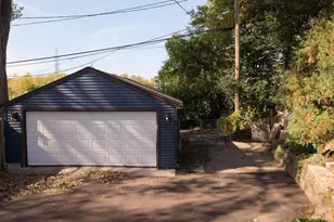 285 Queen Ave N, Minneapolis, MN 55405 - Photo 33