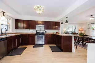 285 Queen Ave N, Minneapolis, MN 55405 - Photo 11