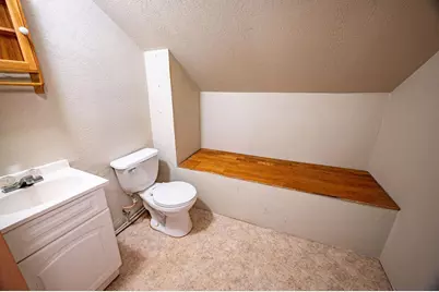 W6498 State Road 35, Bay City, WI 54723 - Photo 9