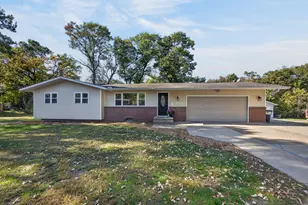 2555 Holly St S, Cambridge, MN 55008 - Photo 1
