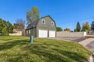 203 N 3rd St, Le Sueur, MN 56058 - Photo 43