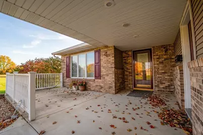 211 Valley View Drive SE, Willmar, MN 56201 - Photo 3