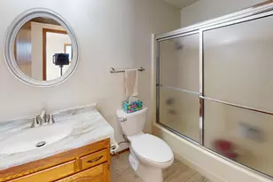 808 Lake Chapeau Dr, Albert Lea, MN 56007 - Photo 11