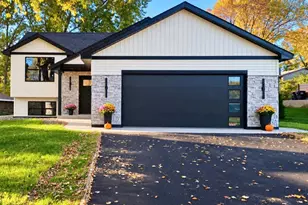 15051 Upper 63rd Street N, Stillwater, MN 55082 - Photo 3