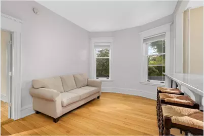 579 Summit Avenue #105, Saint Paul, MN 55102 - Photo 5