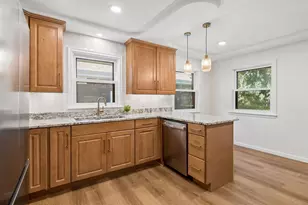 709 E 61st St, Minneapolis, MN 55417 - Photo 11