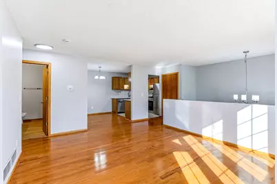 494 Appleblossom Lane, Shakopee, MN 55379 - Photo 5