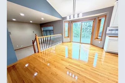 6585 Promontory Drive, Eden Prairie, MN 55346 - Photo 13
