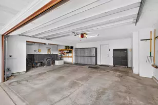 6585 Promontory Dr, Eden Prairie, MN 55346 - Photo 41