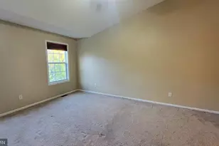 1355 White Oak Dr, Chaska, MN 55318 - Photo 15