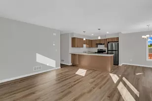 430 Rivoli Dr, Saint Paul, MN 55130 - Photo 17