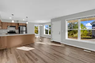 430 Rivoli Dr, Saint Paul, MN 55130 - Photo 11