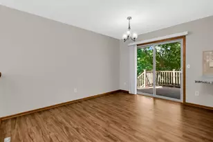308 W 102nd St, Bloomington, MN 55420 - Photo 11