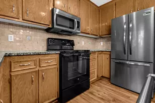 308 W 102nd St, Bloomington, MN 55420 - Photo 17