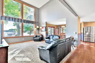 31137 Peninsula Ave, Lindstrom, MN 55045 - Photo 17
