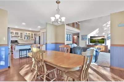 31137 Peninsula Avenue, Lindstrom, MN 55045 - Photo 17