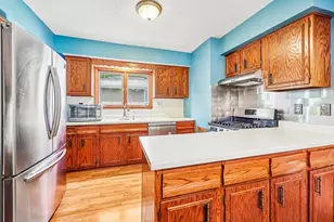 2347 Western Ave N, Roseville, MN 55113 - Photo 5