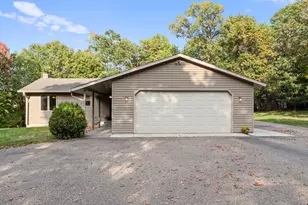 31363 Tyler Ct NE, Cambridge, MN 55008 - Photo 5