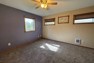 1636 Dover St, Worthington, MN 56187 - Photo 9