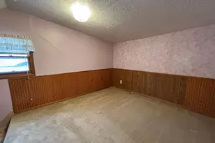 1636 Dover St, Worthington, MN 56187 - Photo 13